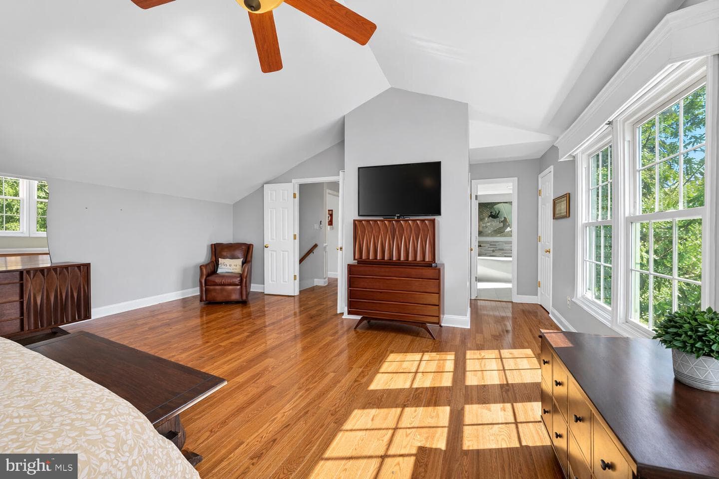 7923 Donegal Lane photo 32
