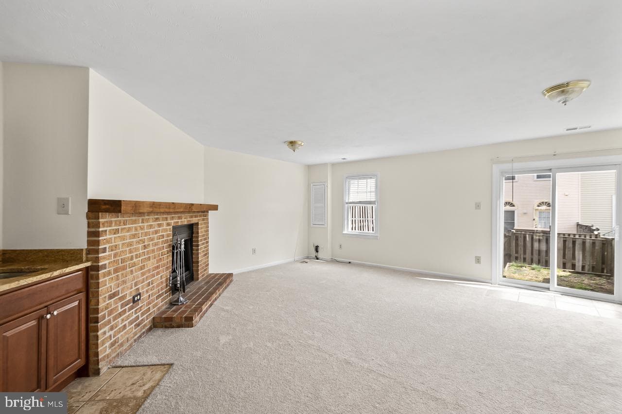 7937 Edinburgh Drive photo 8