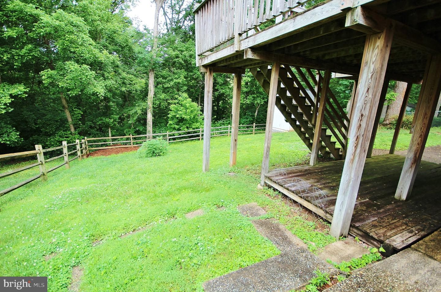 5504 Inverchapel Road photo 43