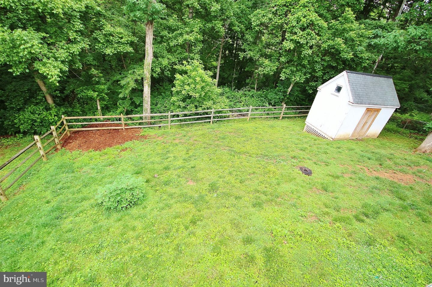 5504 Inverchapel Road photo 48