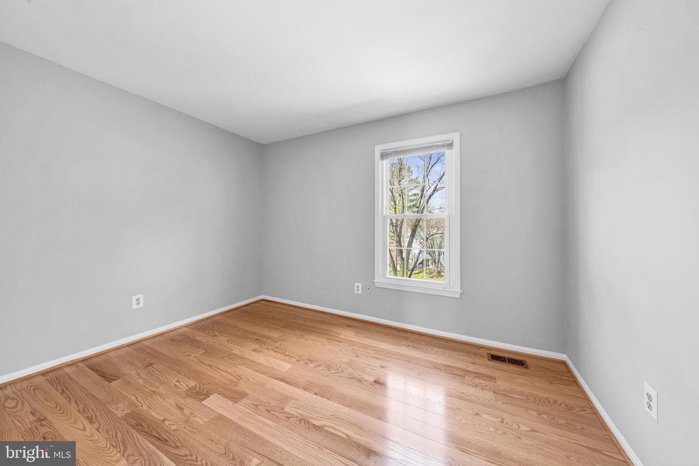 9359 Robnel Place photo 26
