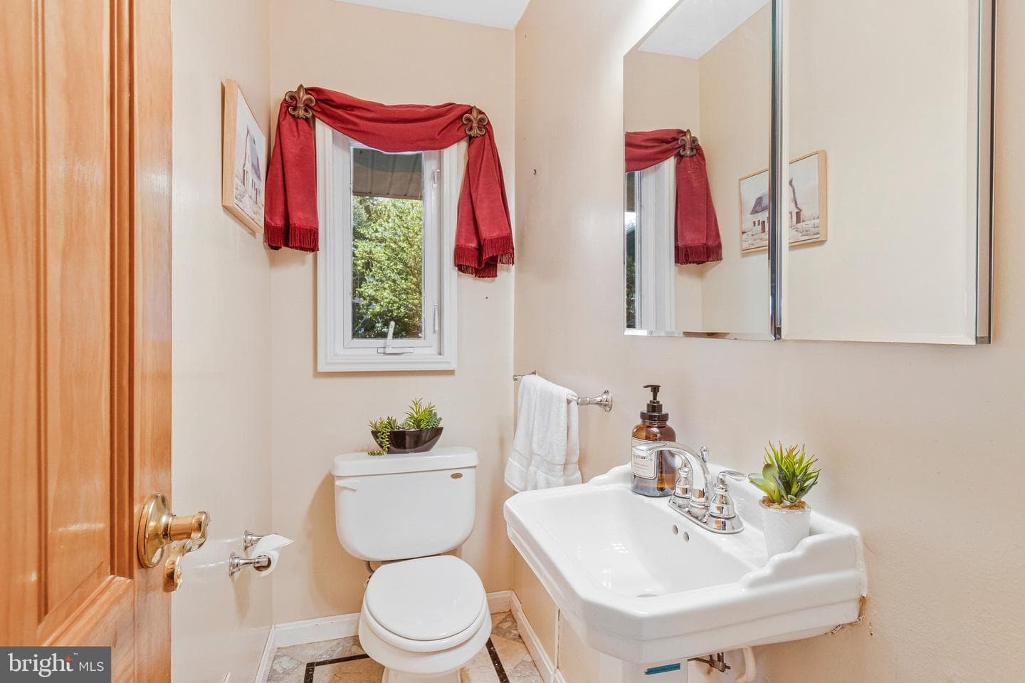 6400 Julian Street photo 24