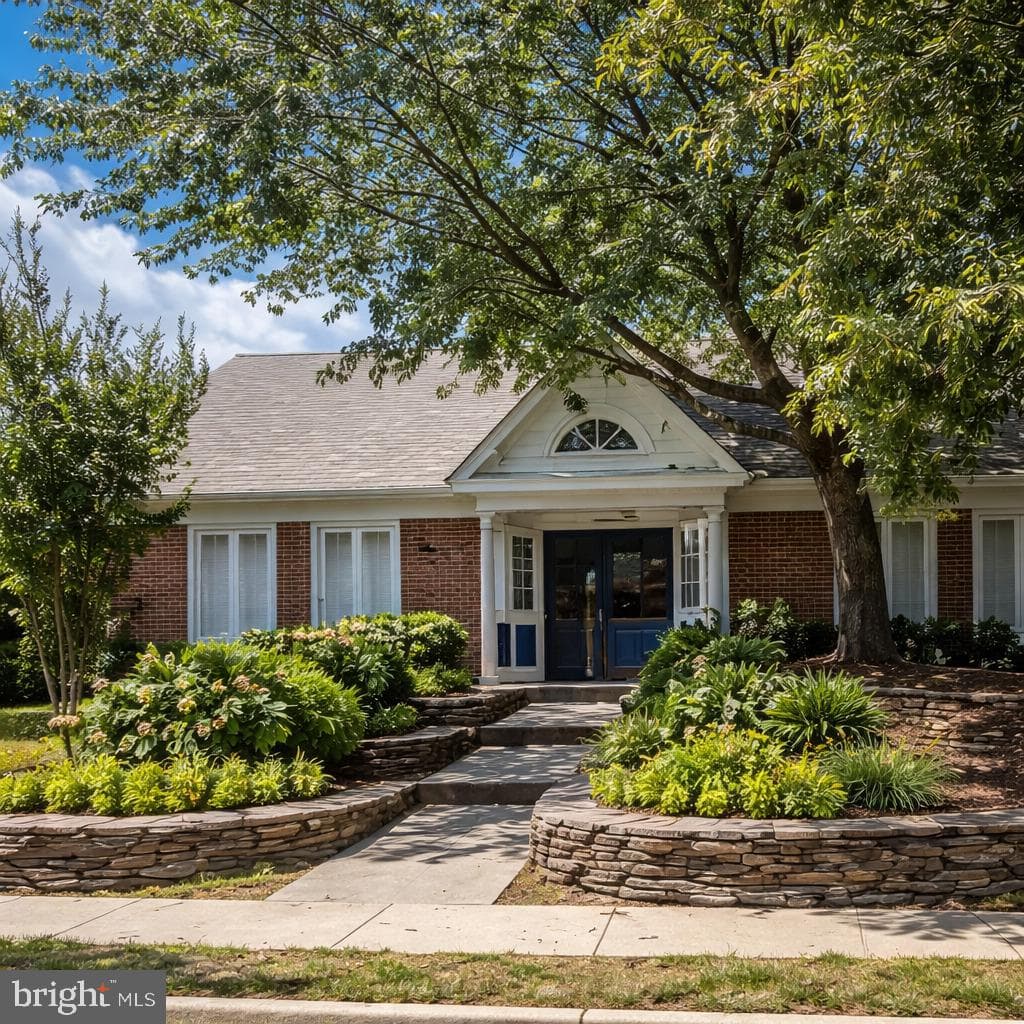6523 Old Carriage Lane photo 42