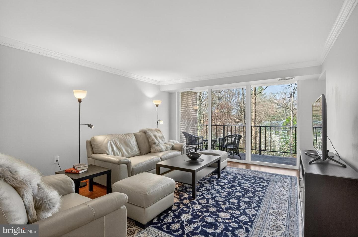 1536 Northgate Square #21 photo 3
