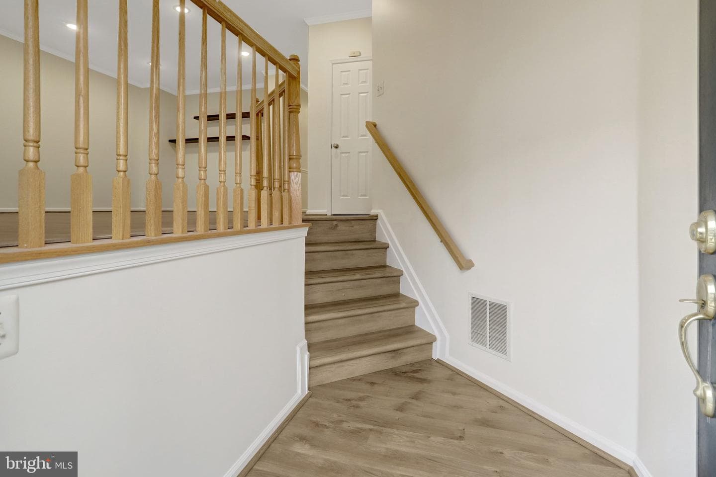 5282 Sandyford Street photo 4