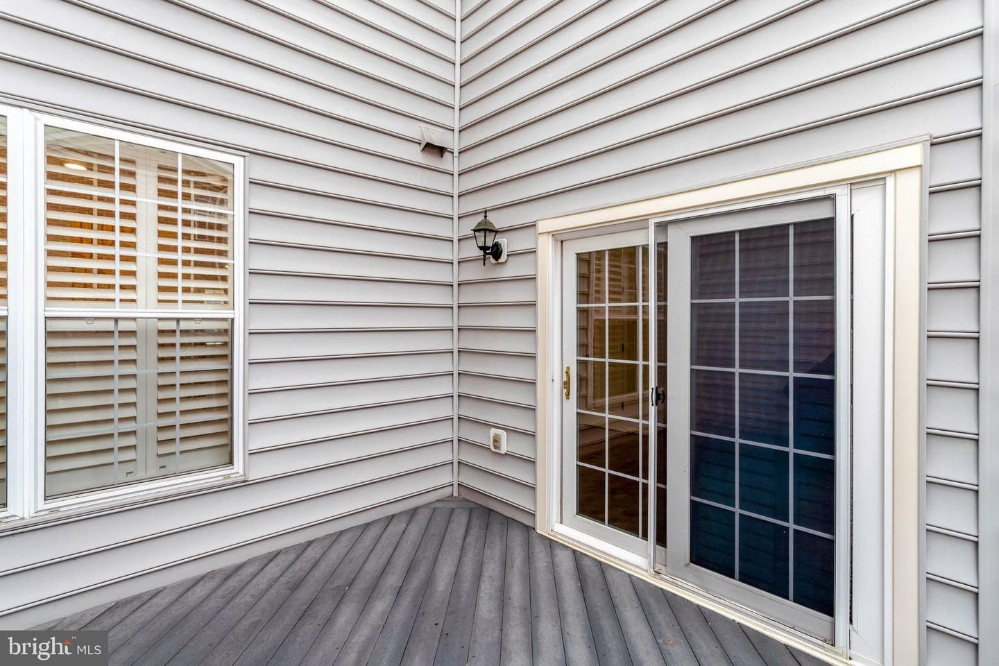 5282 Sandyford Street photo 51