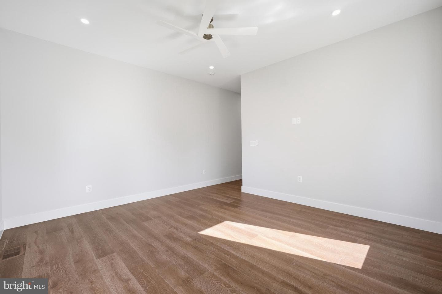 9420 Vernon Drive photo 36