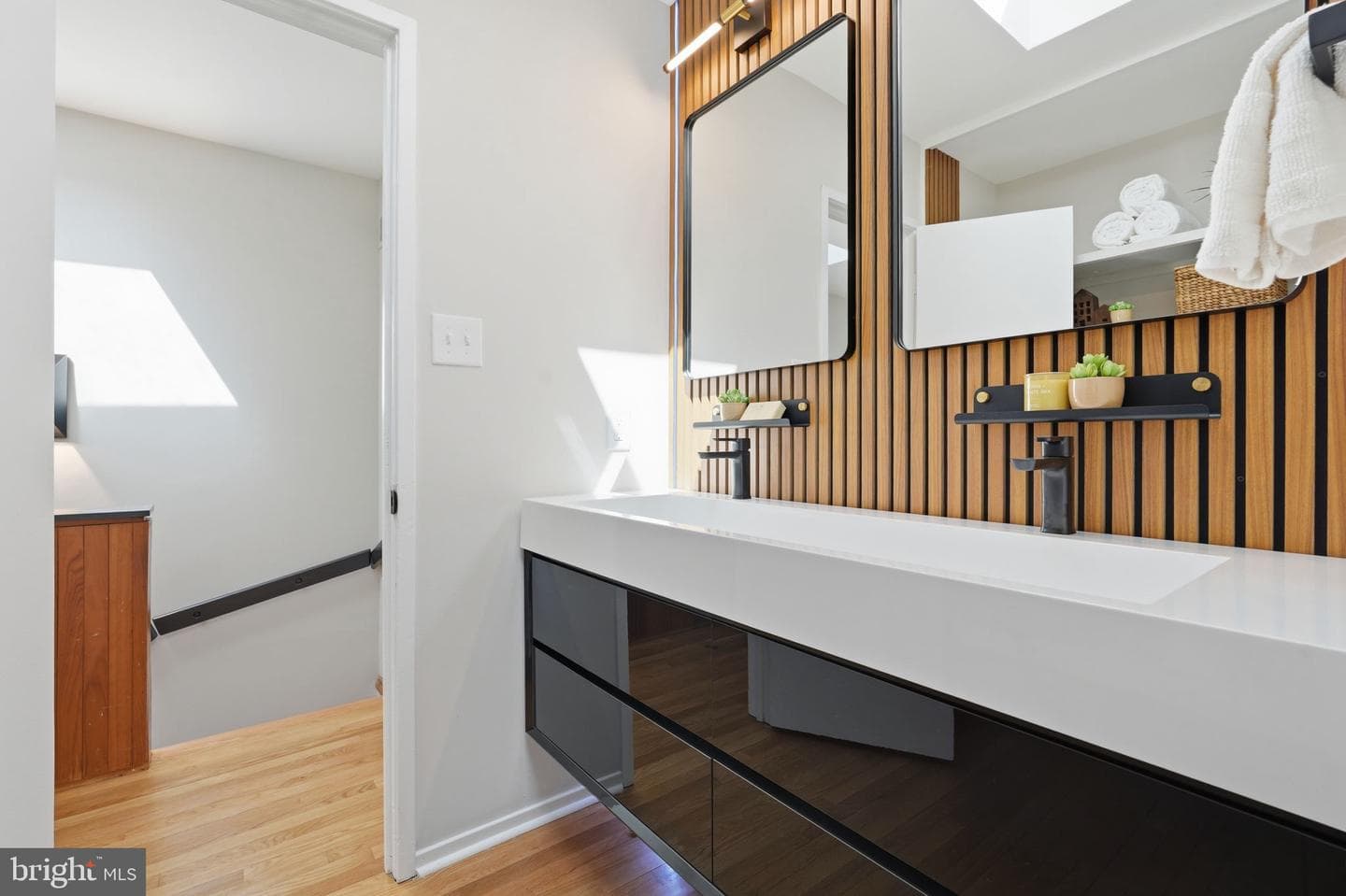 11526 Maple Ridge Road photo 32