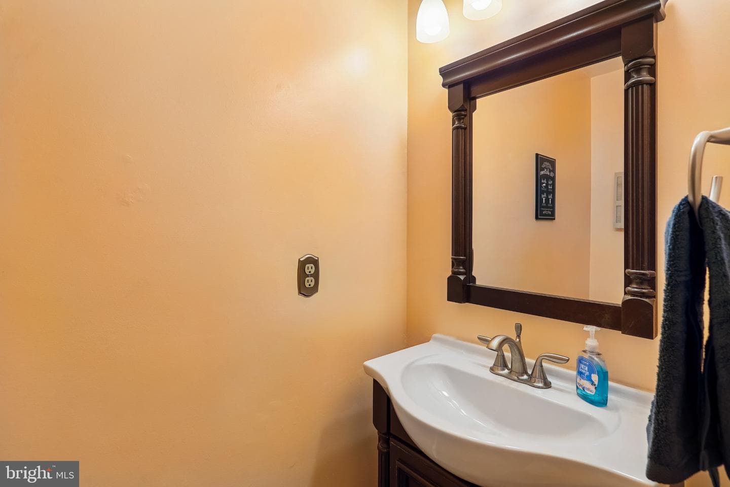 2730 Sasscers Hill Court photo 16