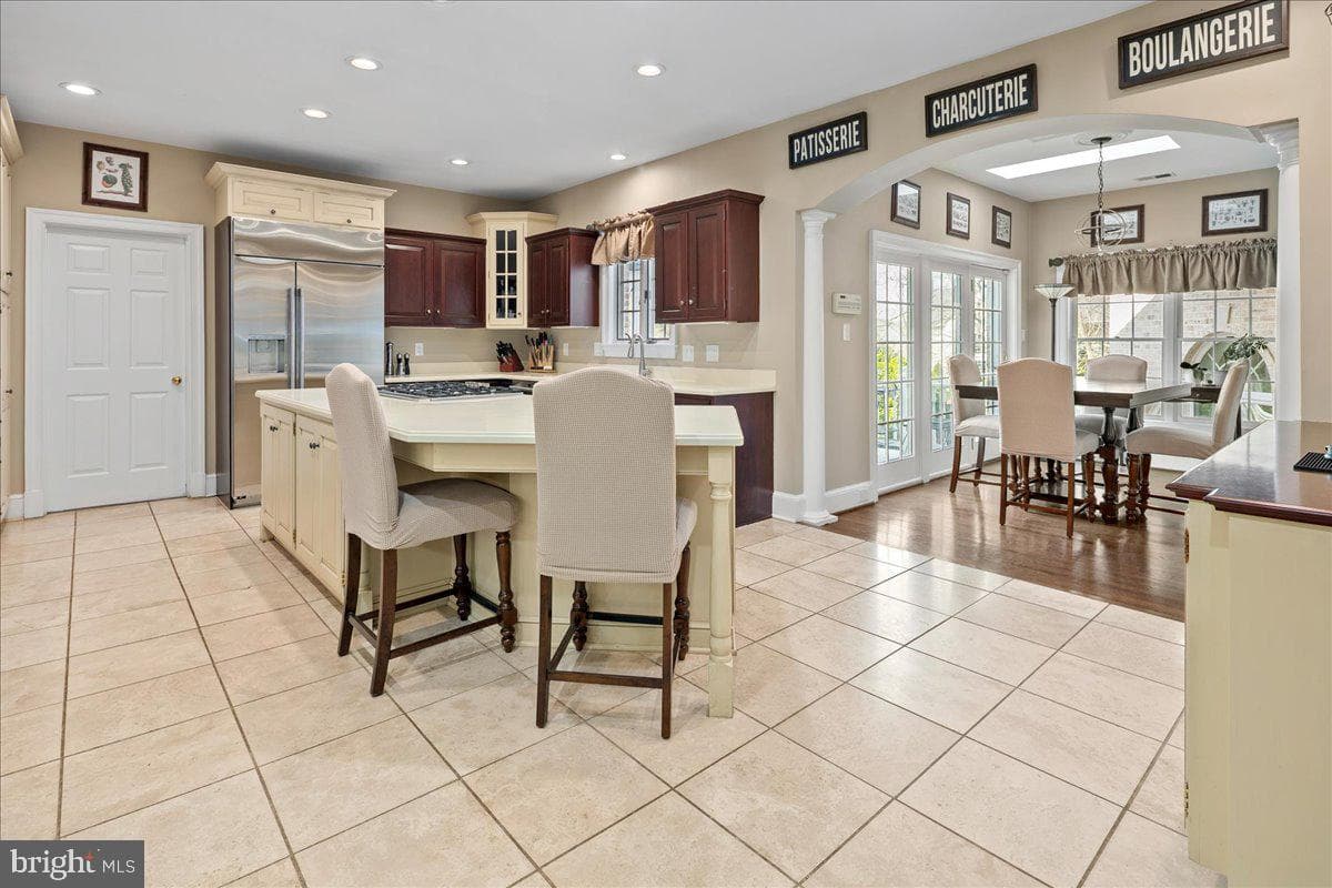 9498 Lynnhall Place photo 16