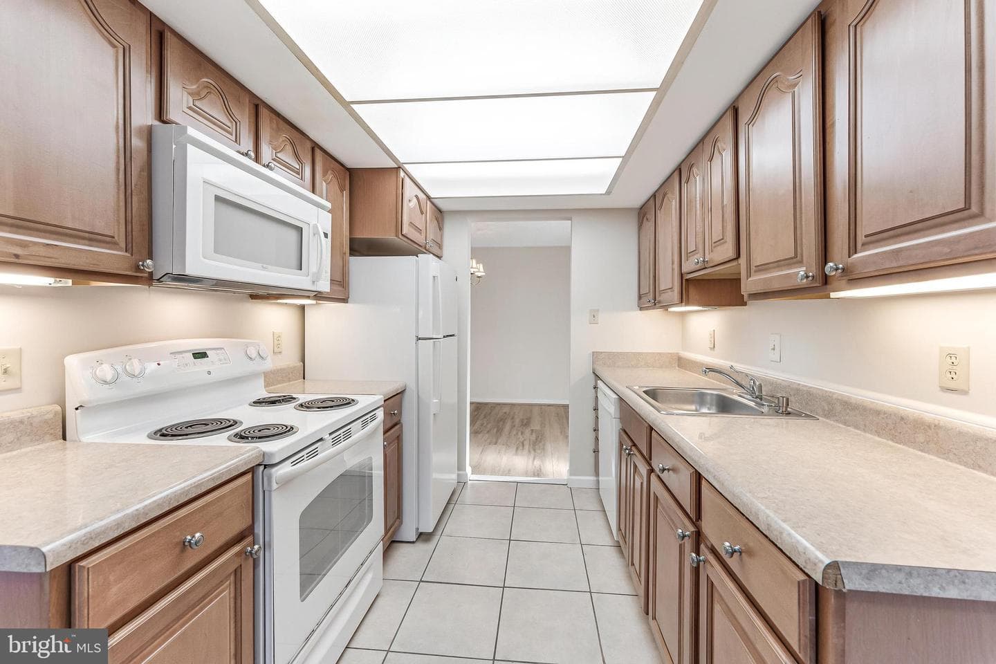 10218 Bushman Drive #101 photo 17