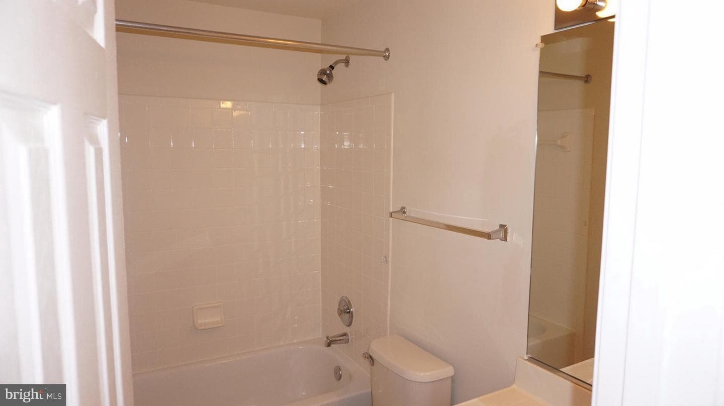 5715 Clapham Road photo 35