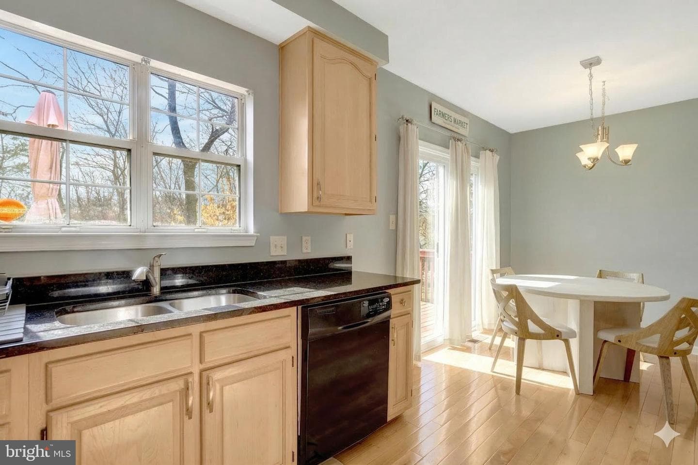 5715 Clapham Road photo 9