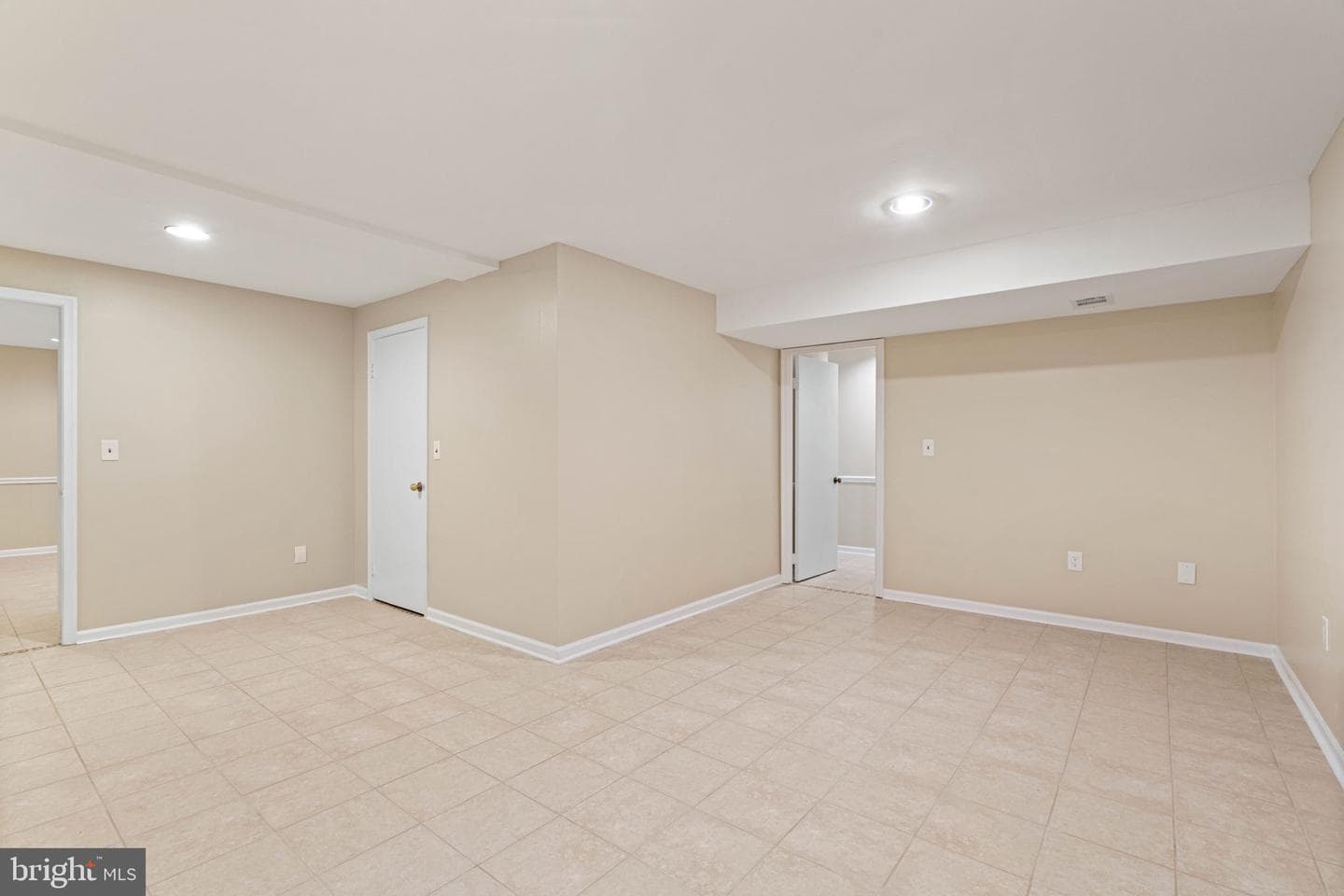 9833 Natick Road photo 37