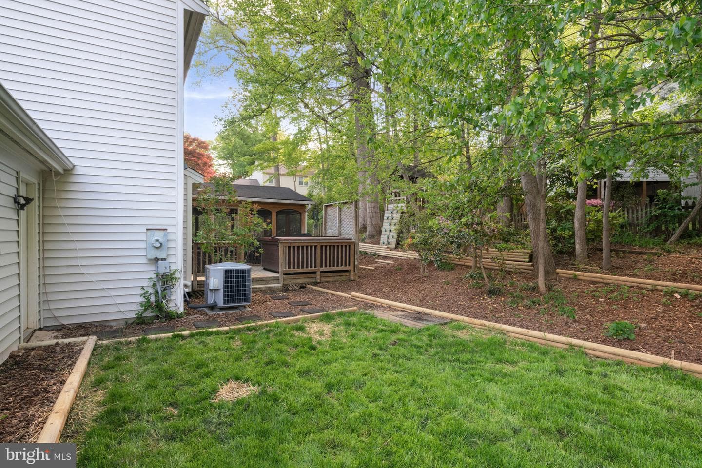 9833 Natick Road photo 46