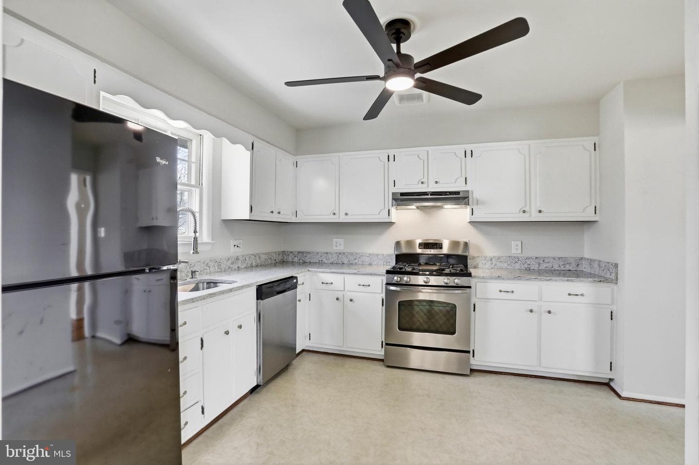 14821 Wood Home Road photo 10