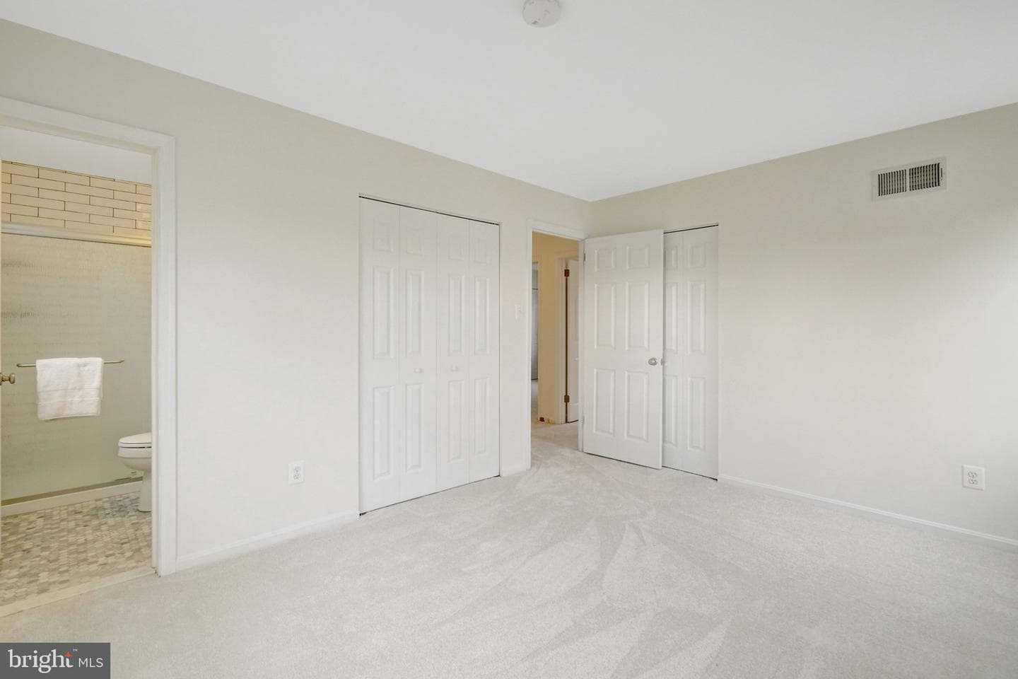 7627 Luton Place photo 31