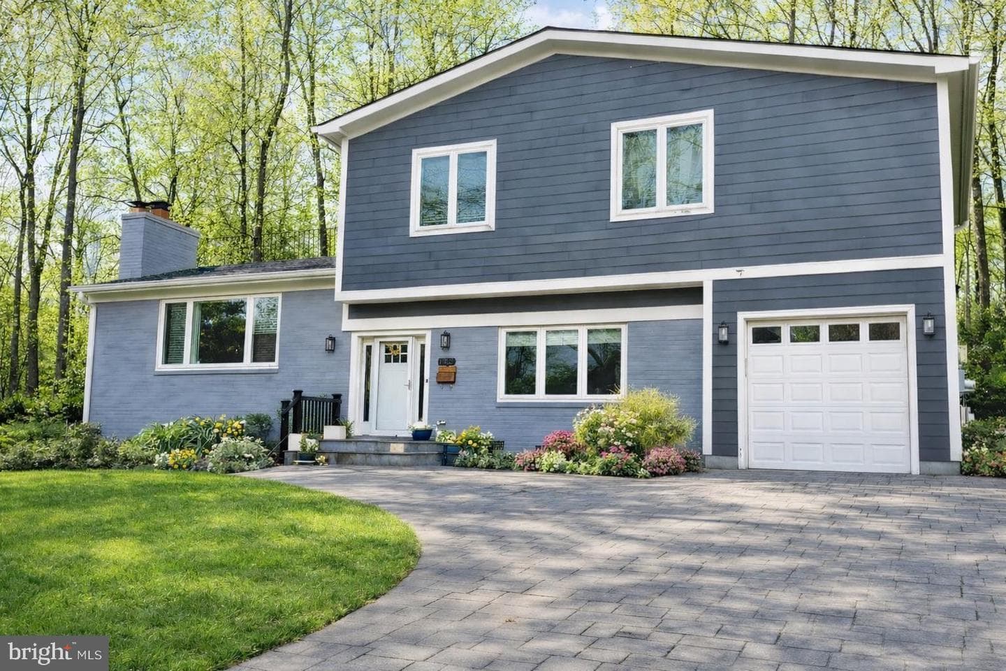 6322 Beachway Drive