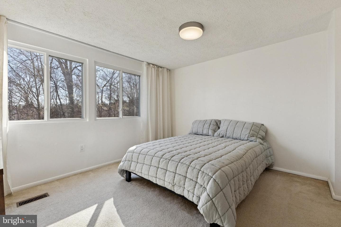 5851 Rock Forest Court photo 22