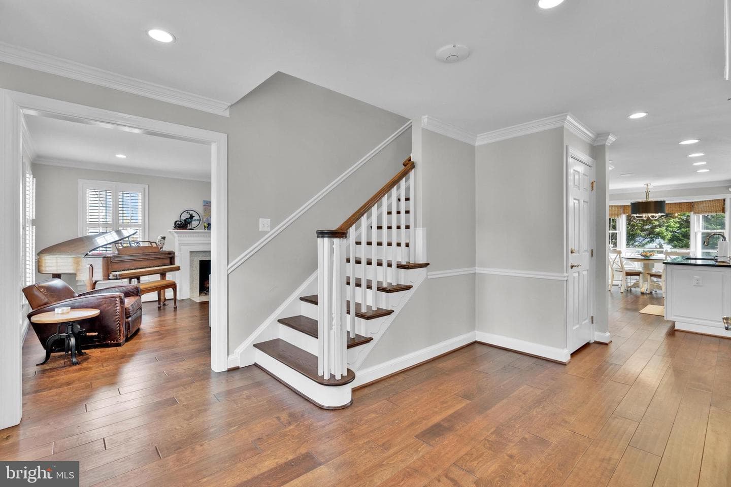 1502 Chain Bridge Court photo 9
