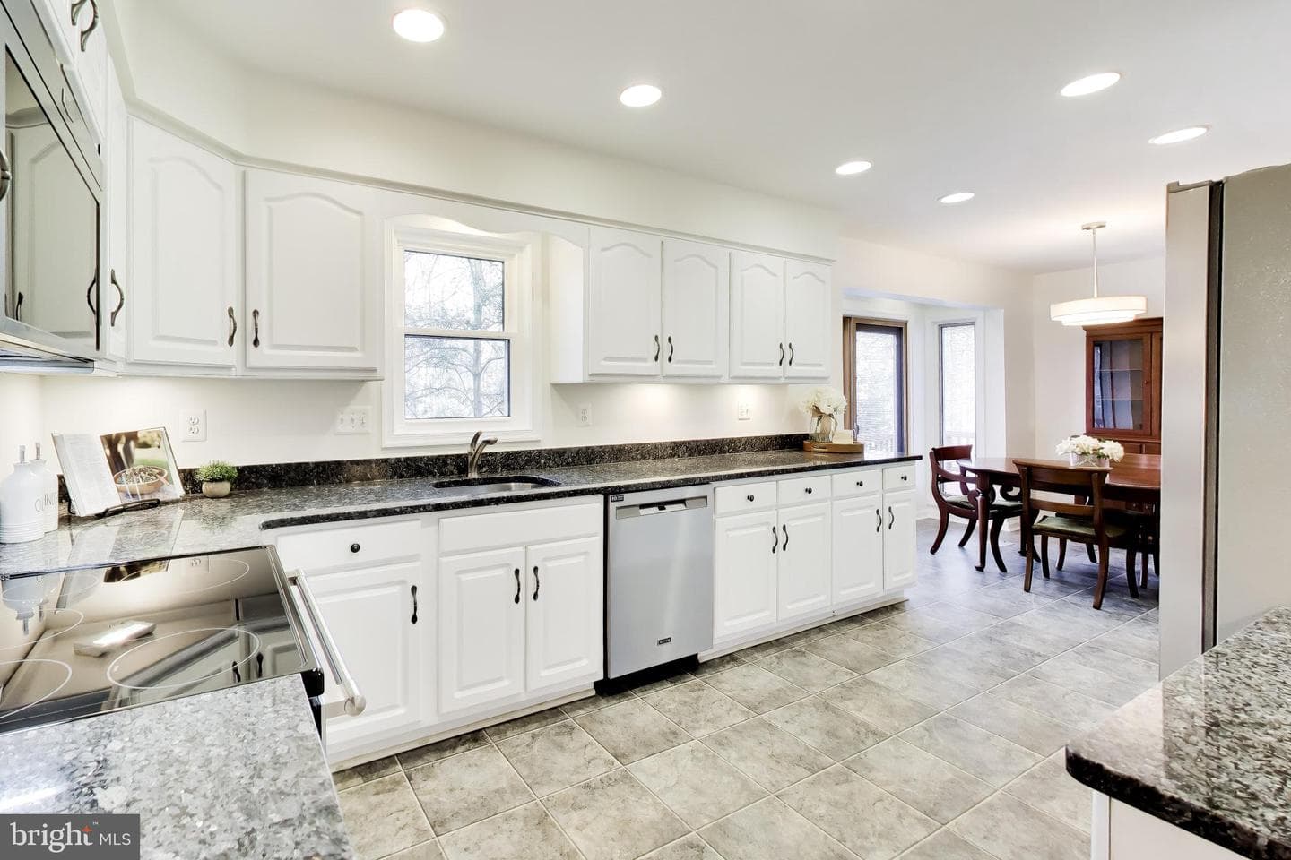 9321 Hobart Court photo 13