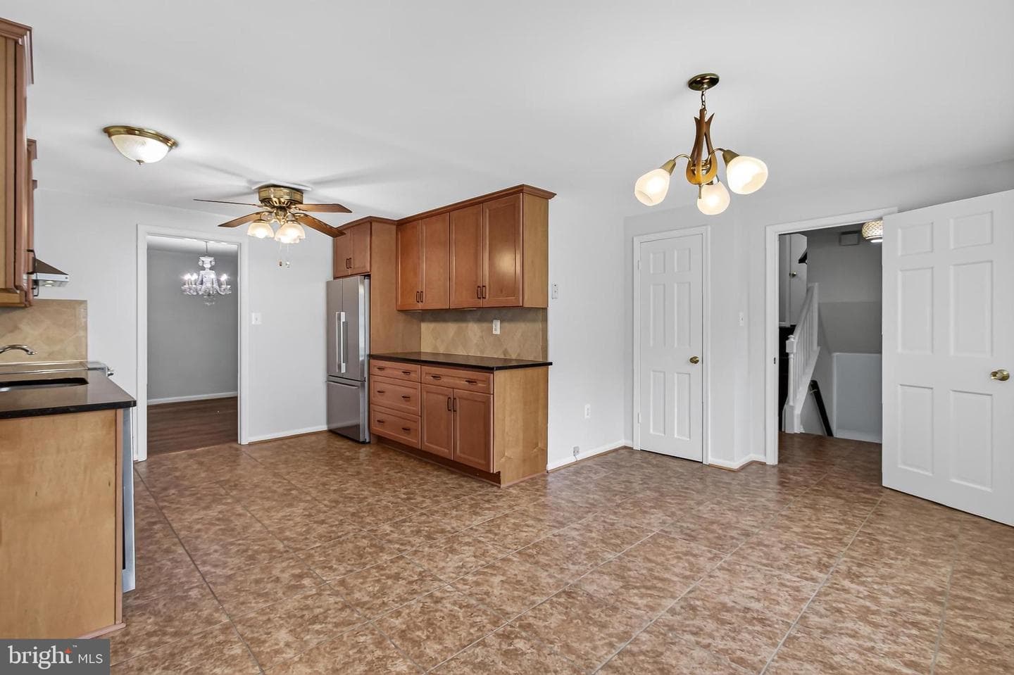 4019 Robertson Boulevard photo 10
