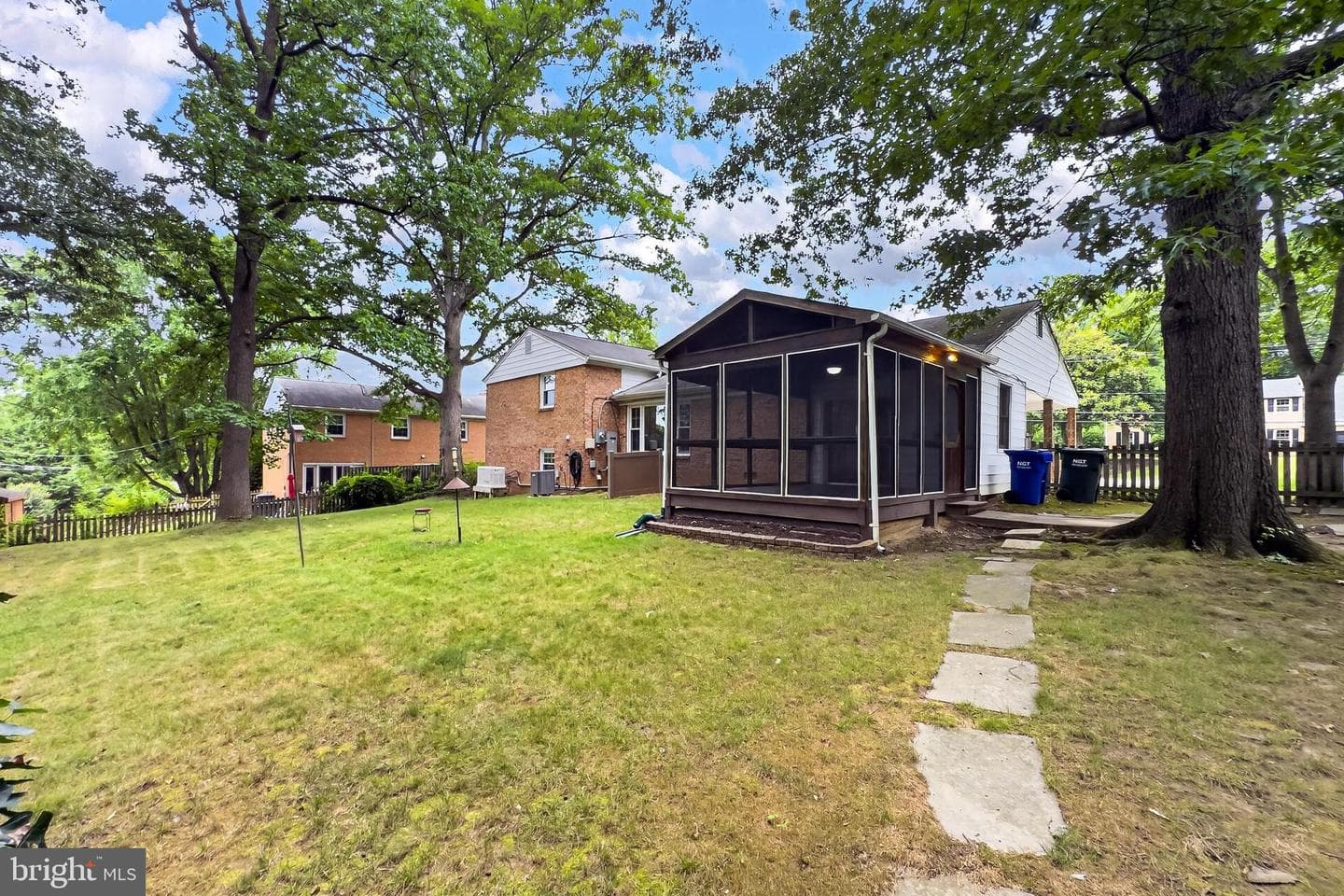 4019 Robertson Boulevard photo 48