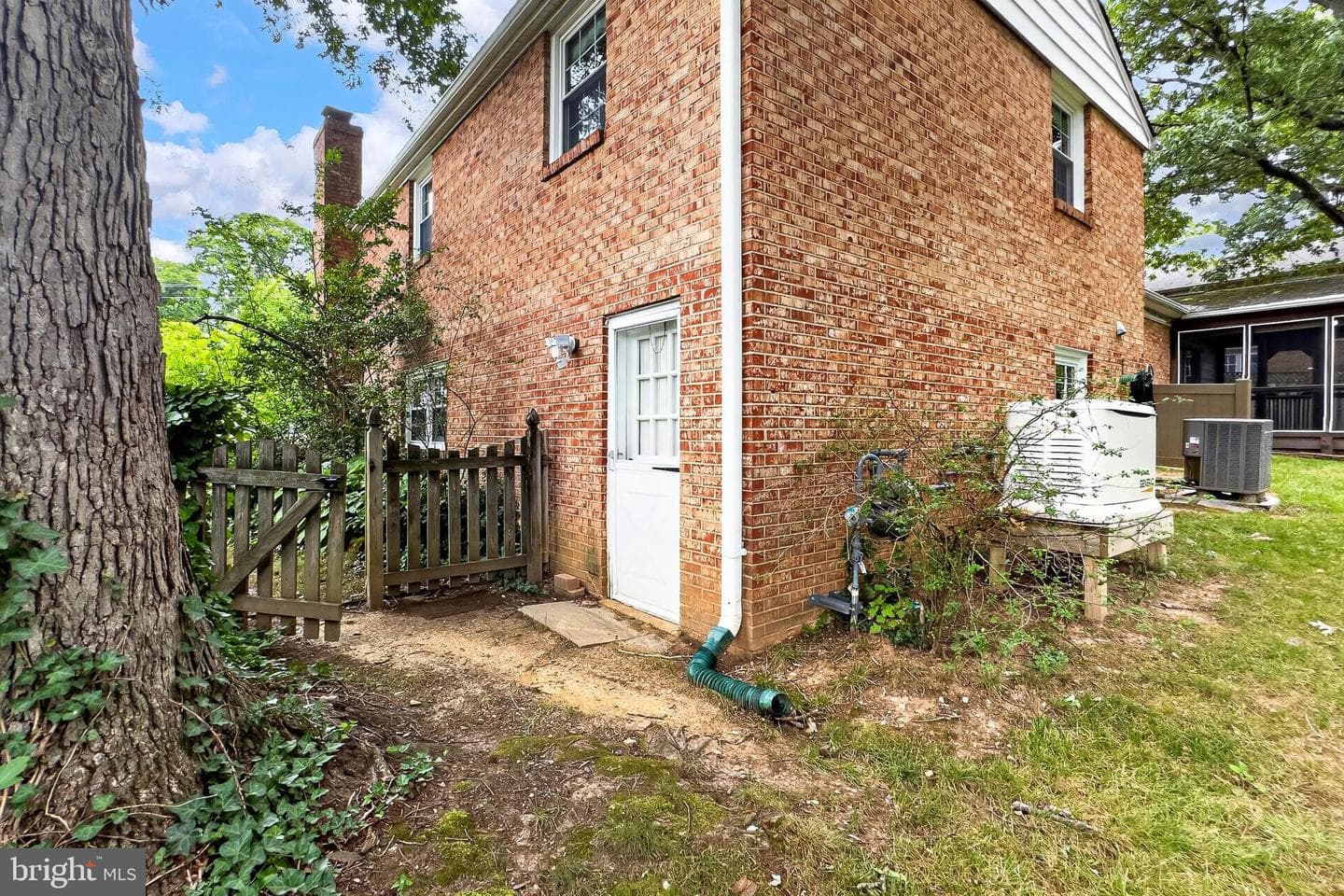 4019 Robertson Boulevard photo 49