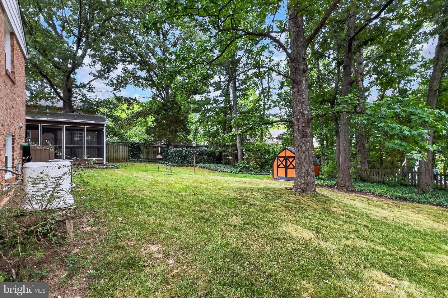4019 Robertson Boulevard photo 50