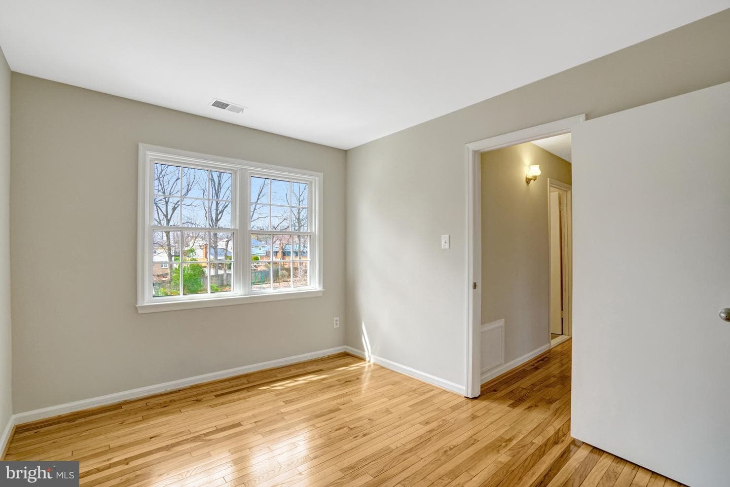 8523 Lakinhurst Lane photo 41