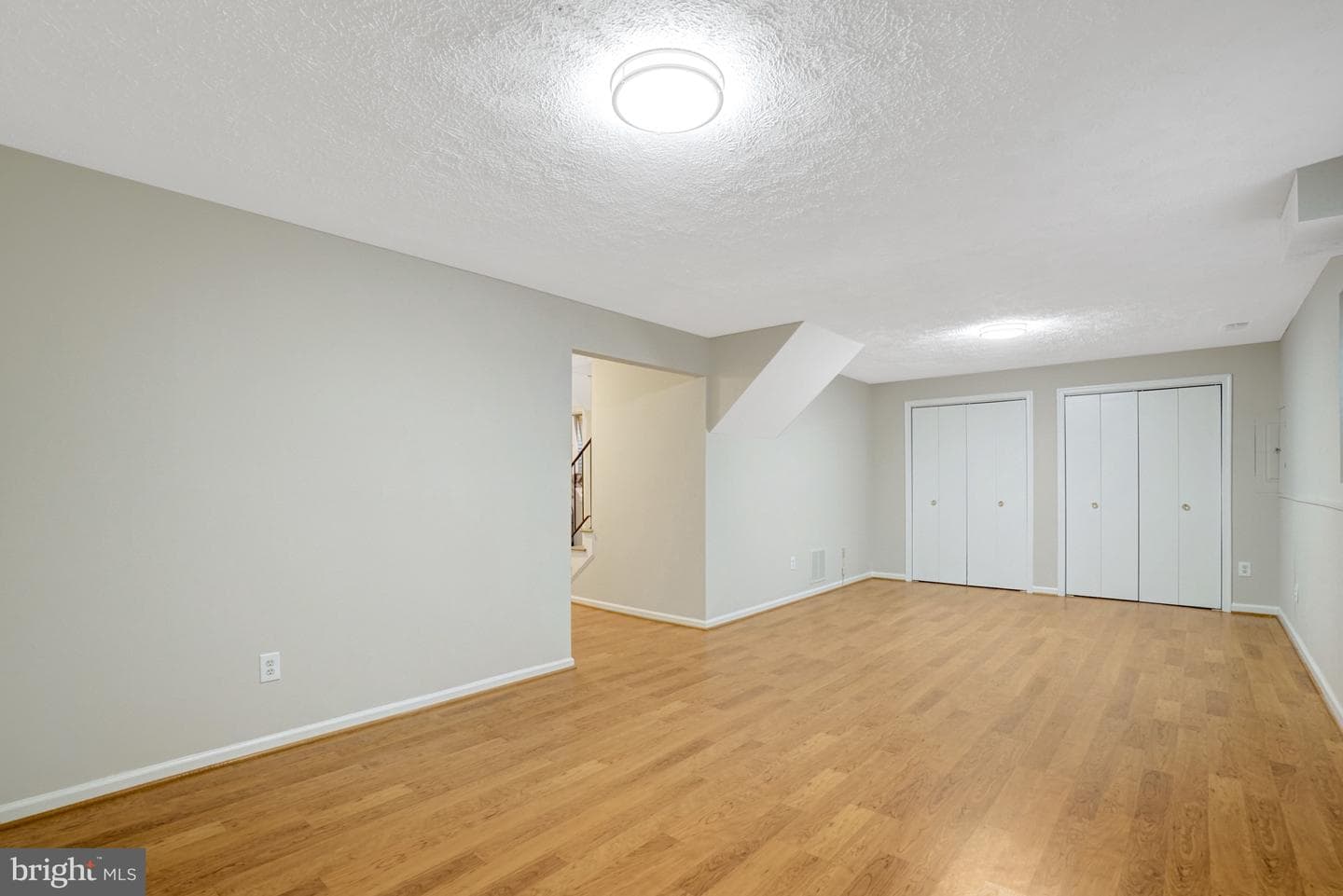 8523 Lakinhurst Lane photo 56