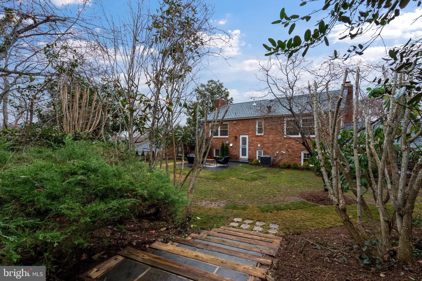 7204 Regent Drive photo 39