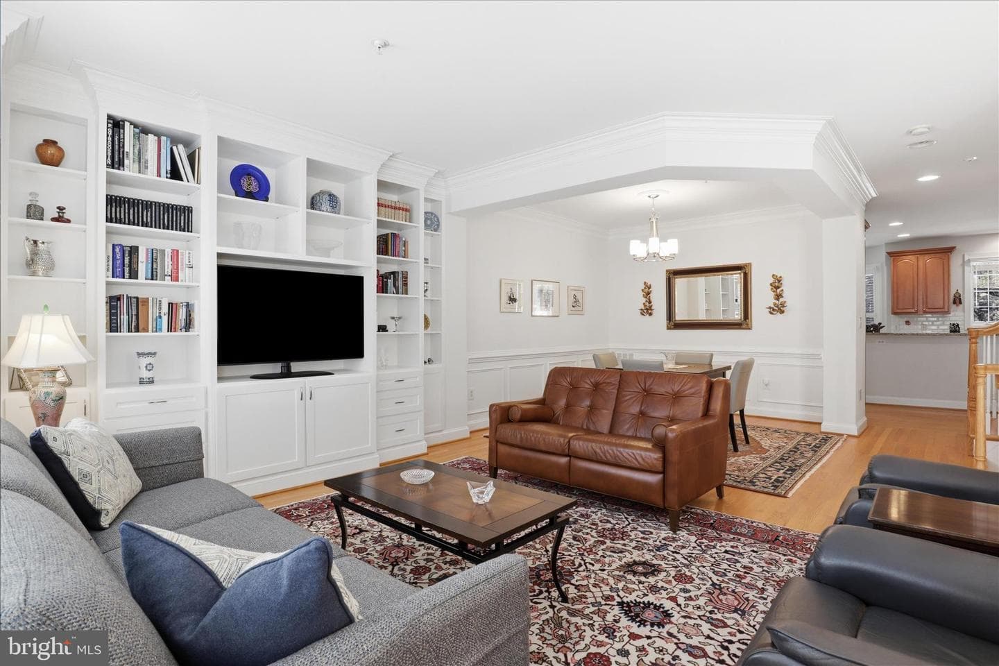 6816 Rigby Lane photo 7