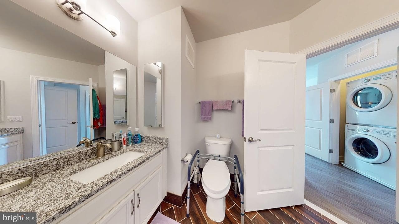 6107 Fairview Farm Drive #202 photo 51