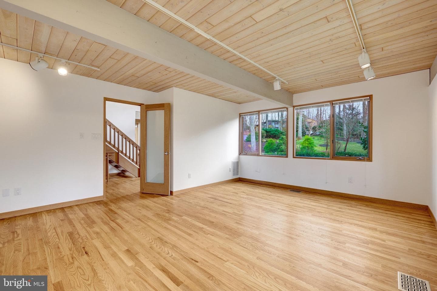 8620 Polk Street photo 32