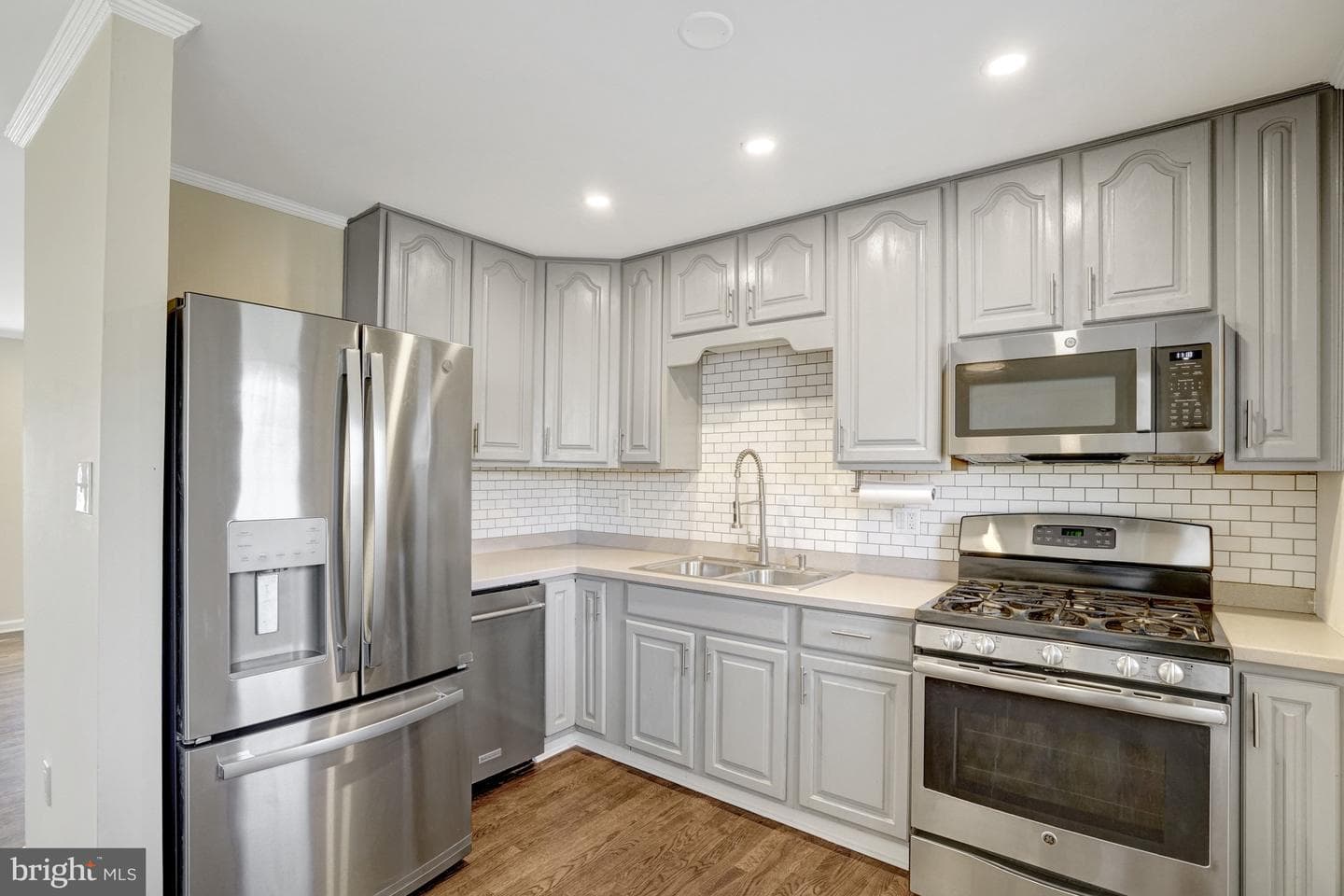 8206 Ackley Street photo 12
