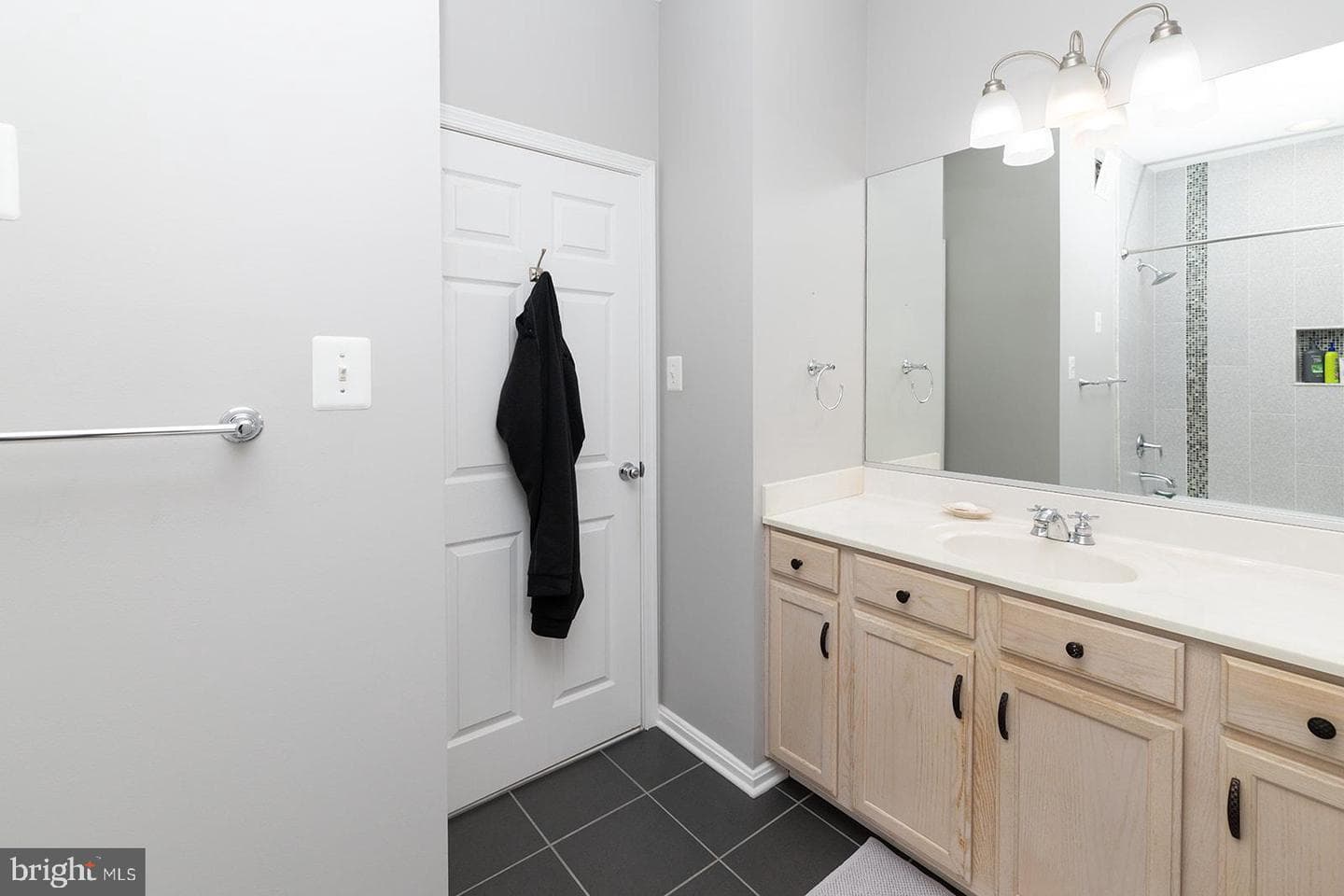4138 Fountainside Lane #201 photo 19