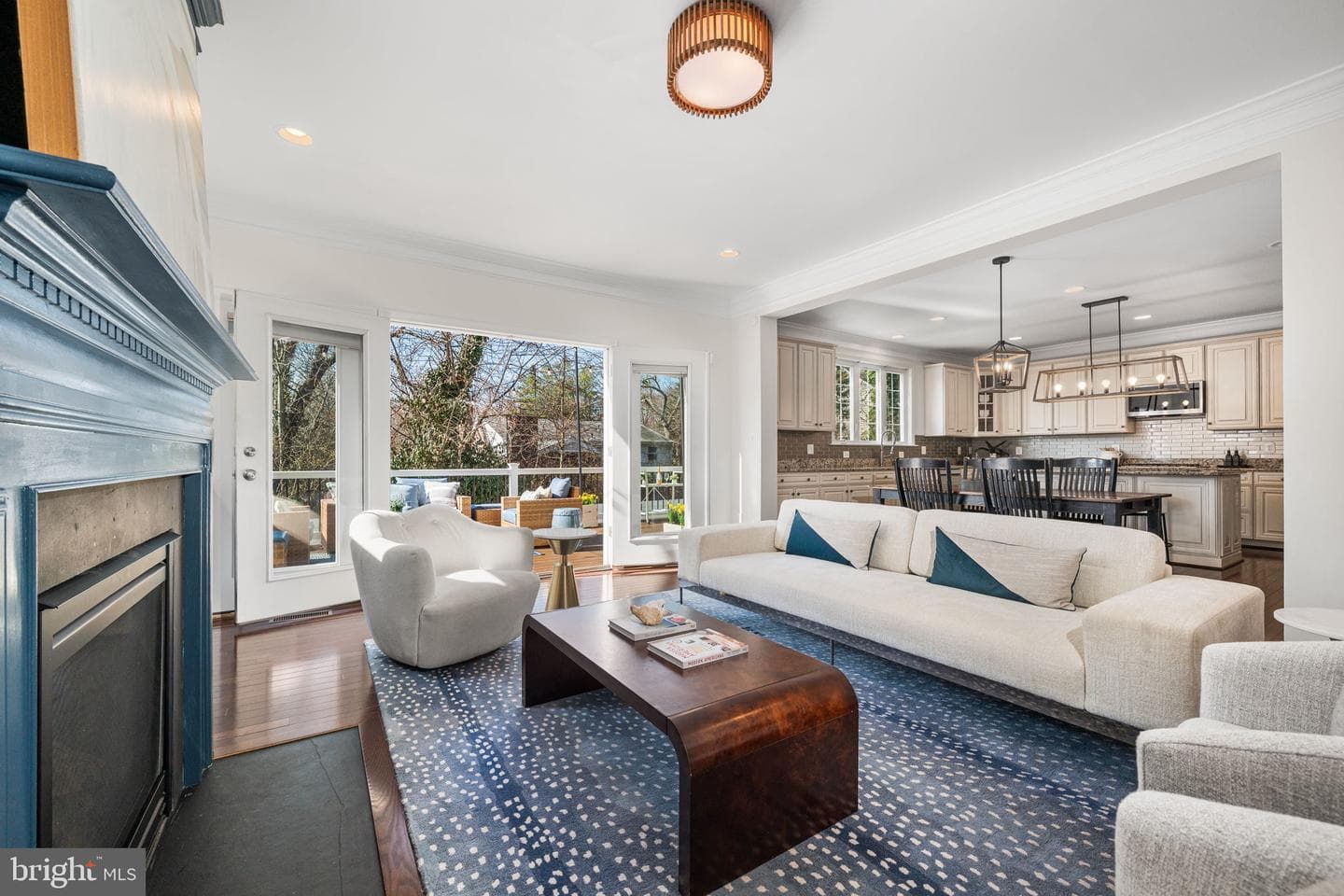 8032 Washington Road photo 2