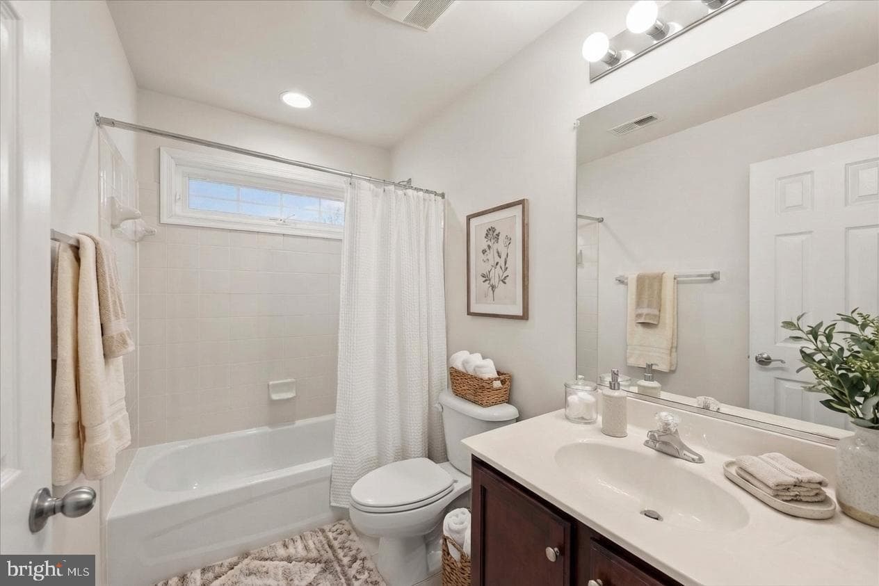 7009 Quander Road photo 31