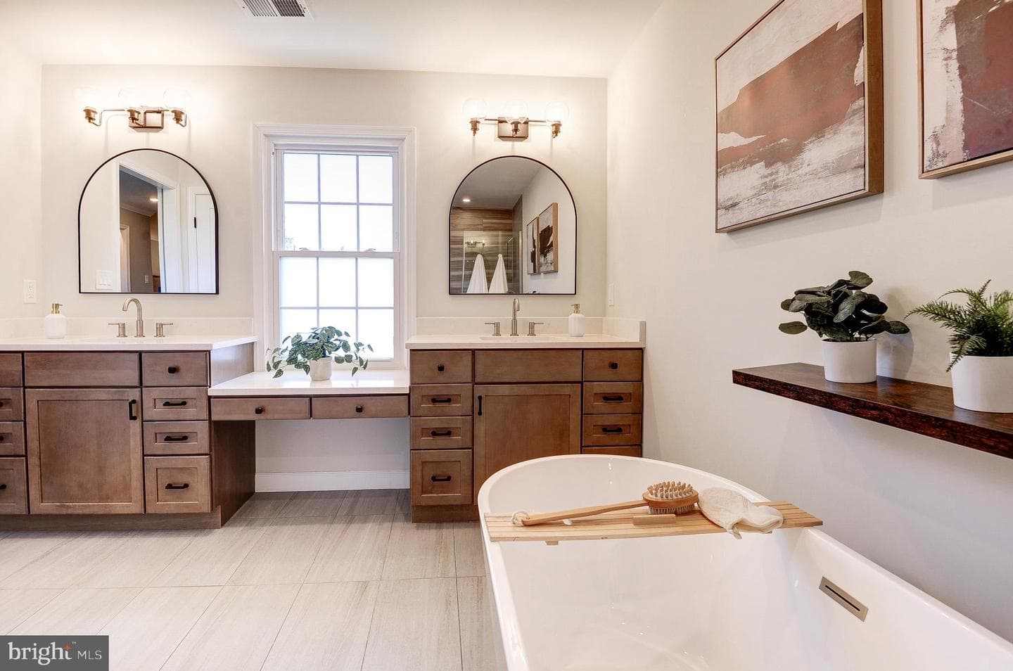 7985 Foxmoor Drive photo 31