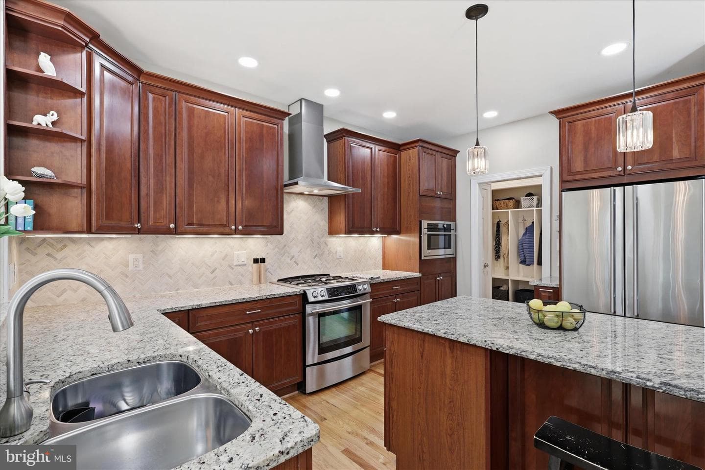 314 Orchard Court NW photo 19