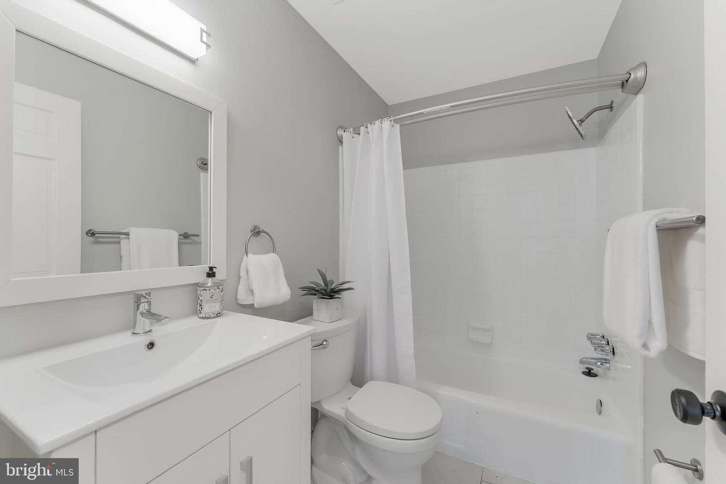 6749 Towne Lane Road photo 12