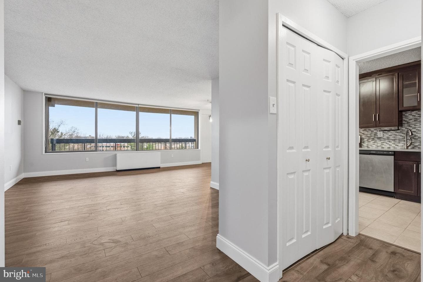 3701 S George Mason Drive #609n photo 9