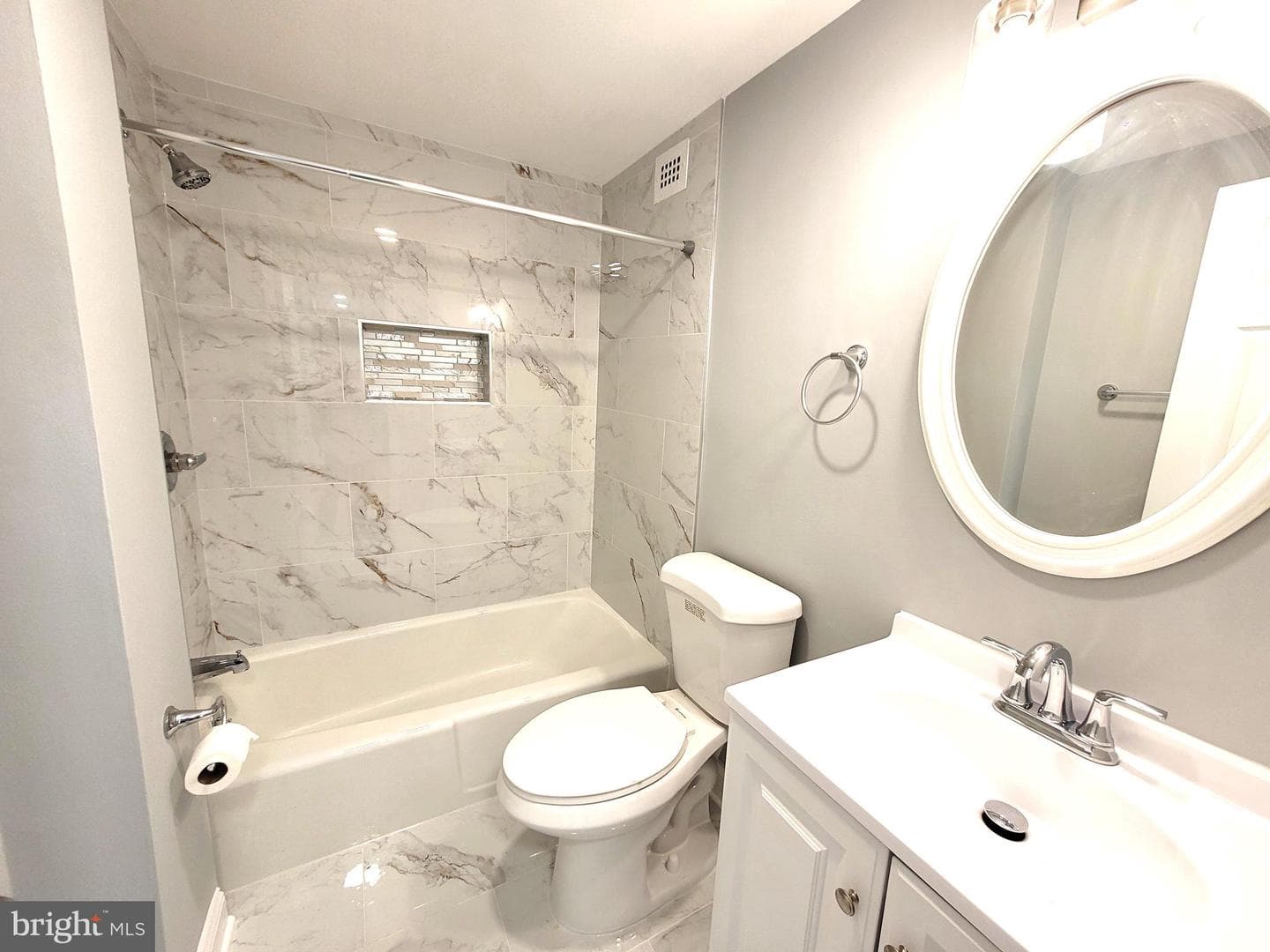 3245 Rio Drive #806 photo 11