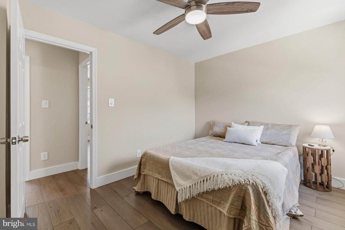 6028 Sweet Dale Court photo 16
