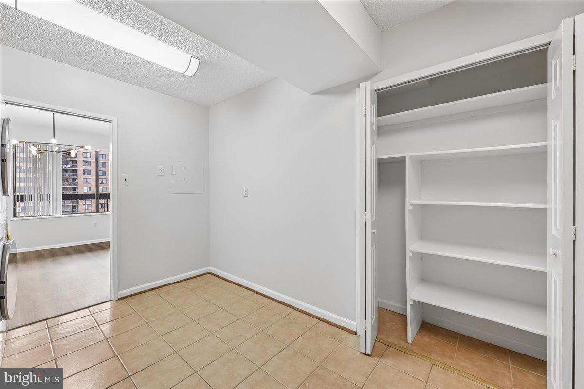 3701 S George Mason Drive #1604n photo 12
