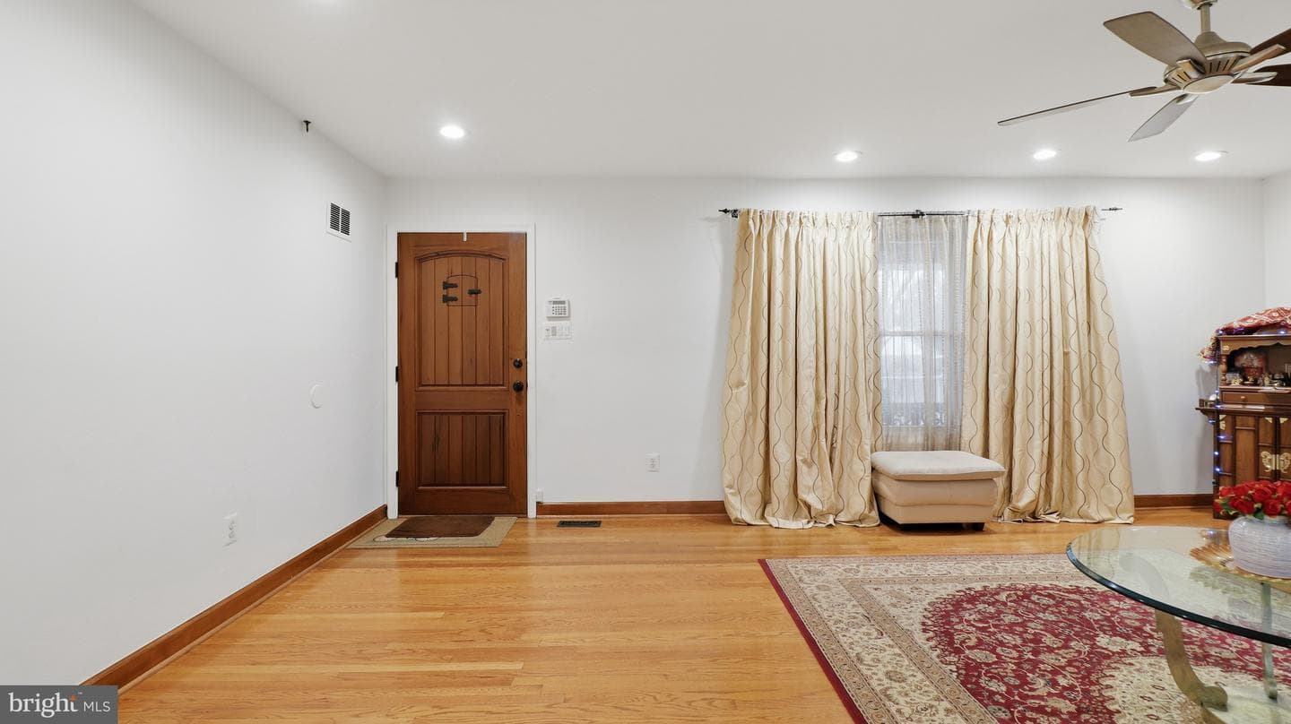 7607 Burnside Court photo 48