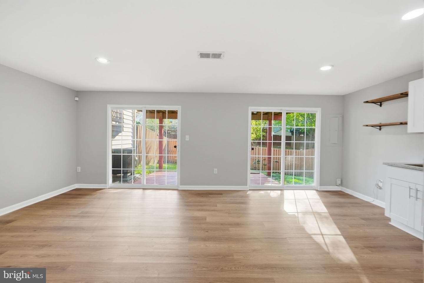14300 Montverd Court photo 32
