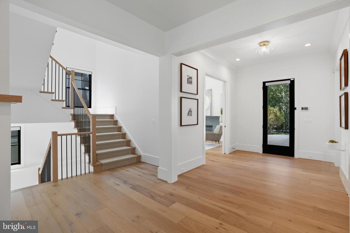 1111 Ingleside Avenue photo 10