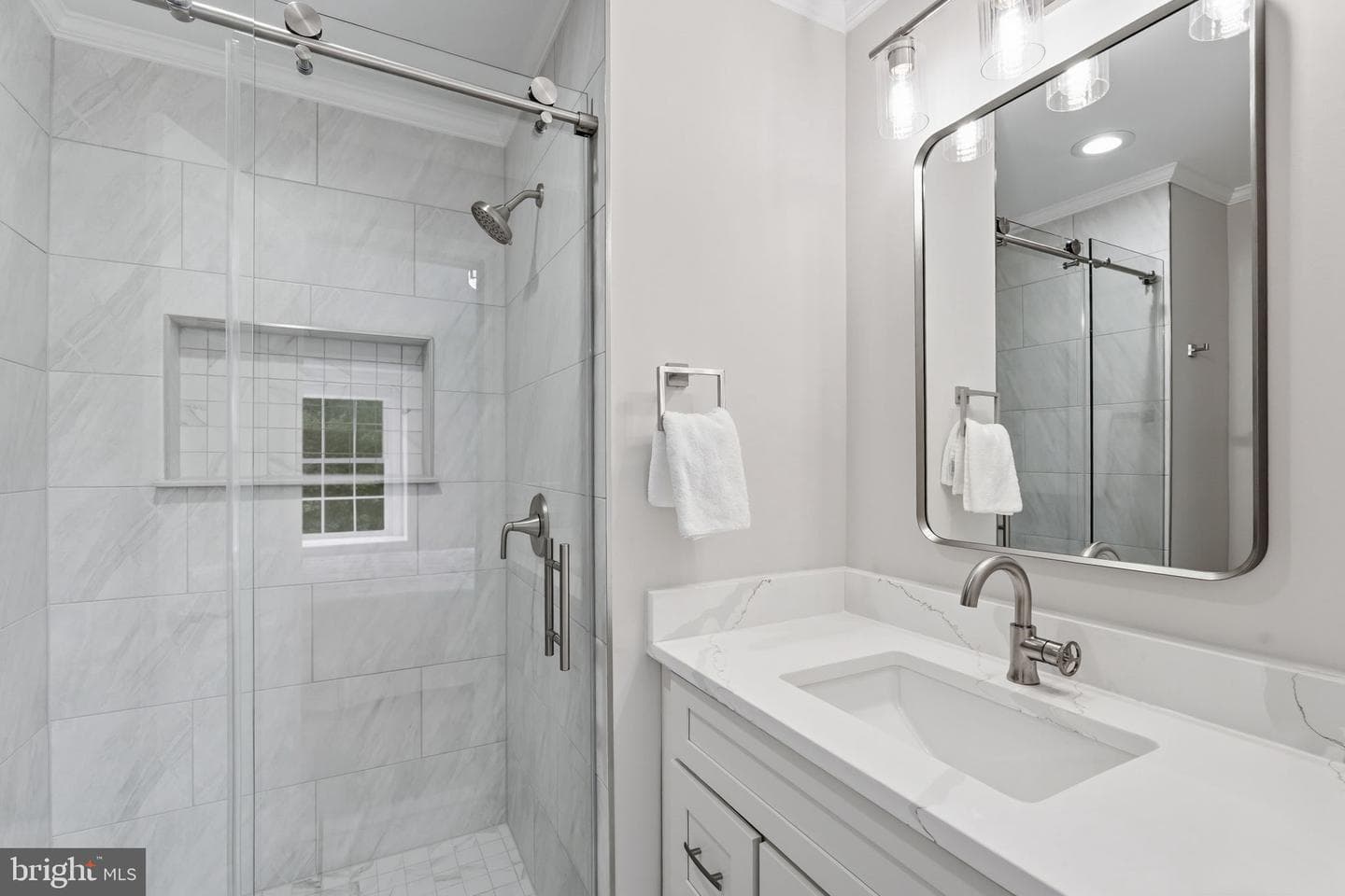 7808 Solomon Seal Drive photo 19